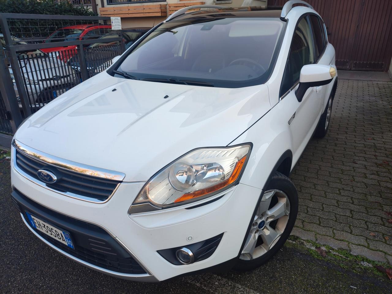 FORD KUGA 4WD DIESEL AUTOMATICA TETTO PANORAMICO FULL