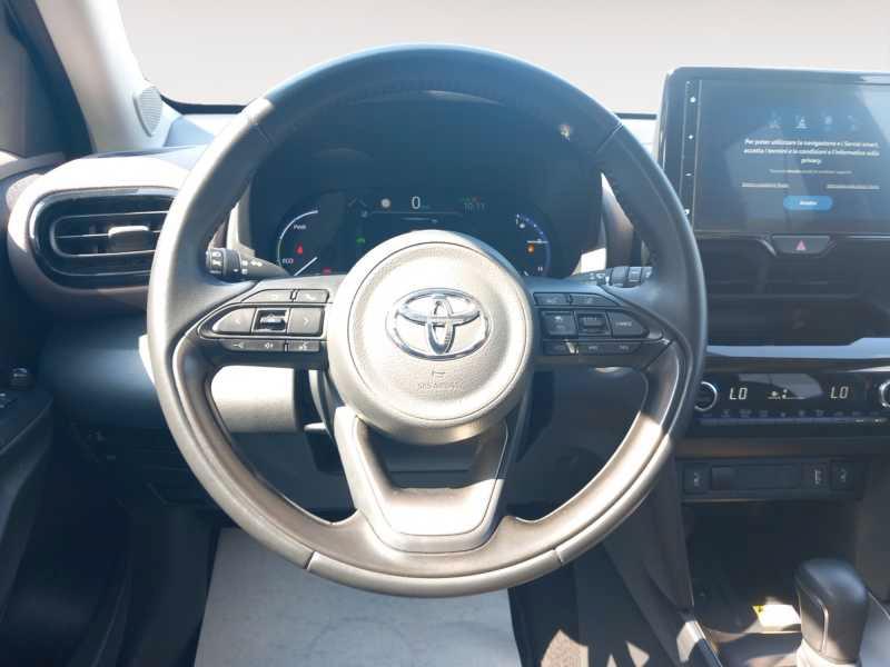 TOYOTA Yaris Cross 1.5h Lounge fwd 116cv e-cvt