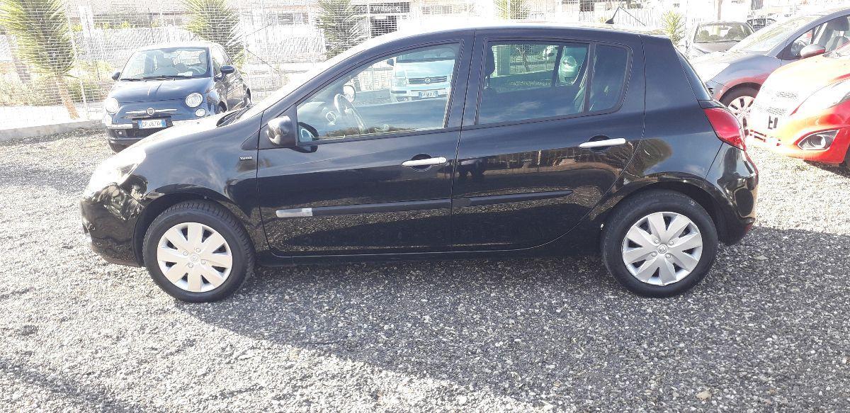 RENAULT - Clio - 1.5 dCi 75 CV 5p. Dynamique