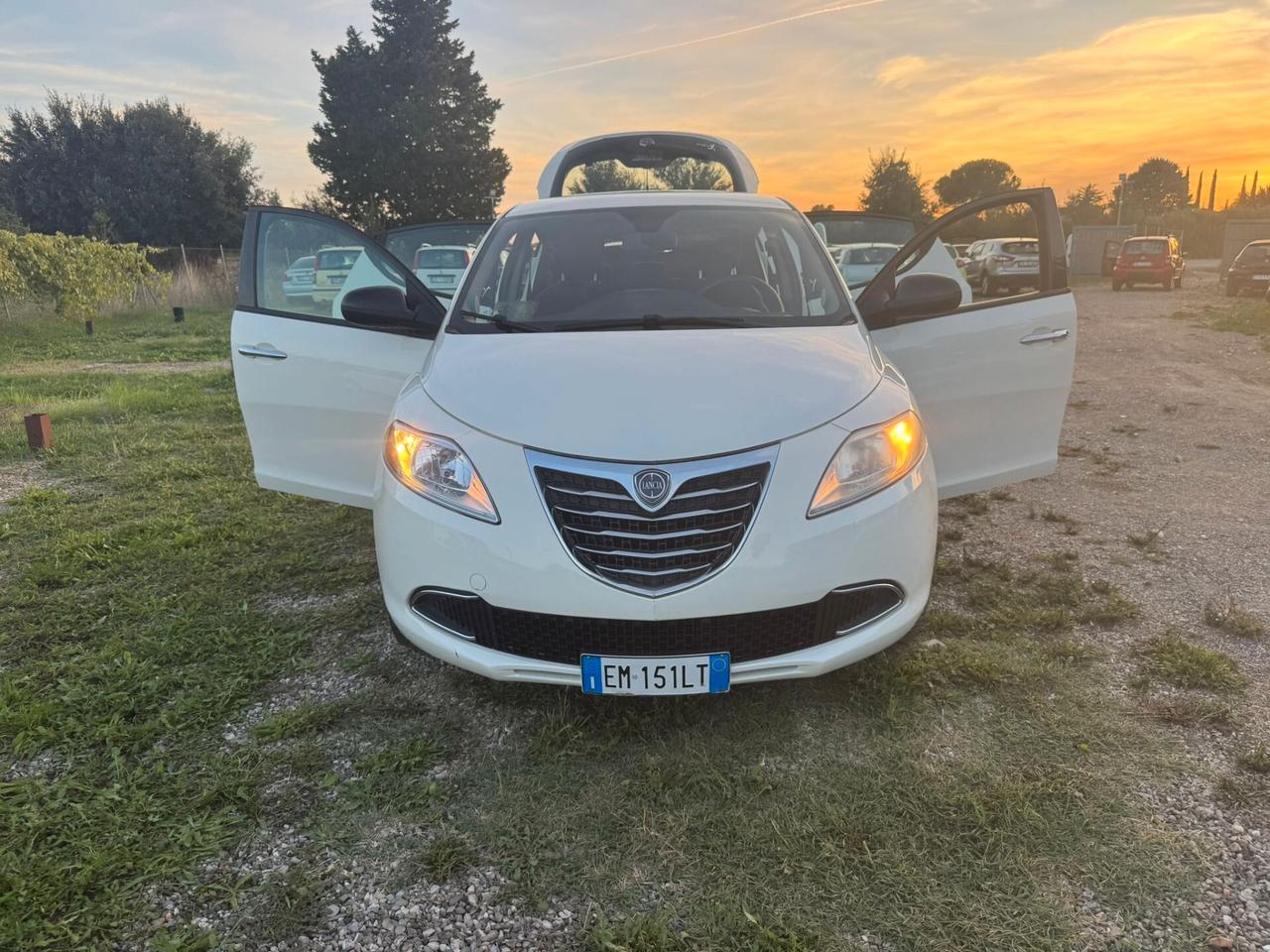 Lancia Ypsilon 1.2 SOLO 114.000 KM NEOPATENTATI