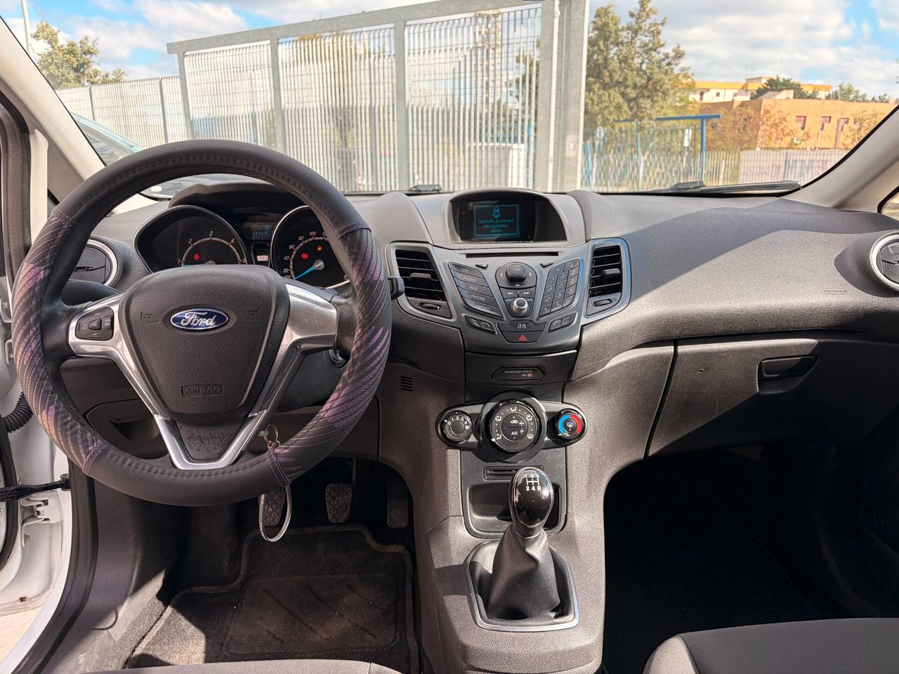 Ford Fiesta 1.5 TDCi 75CV 5 porte Business