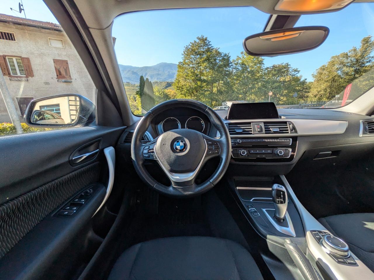 BMW F20 116D Steptronic 116CV