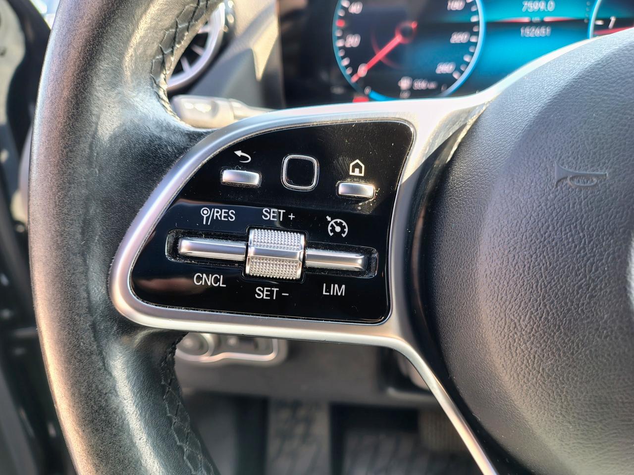Mercedes-benz GLA 180 d Automatic Premium