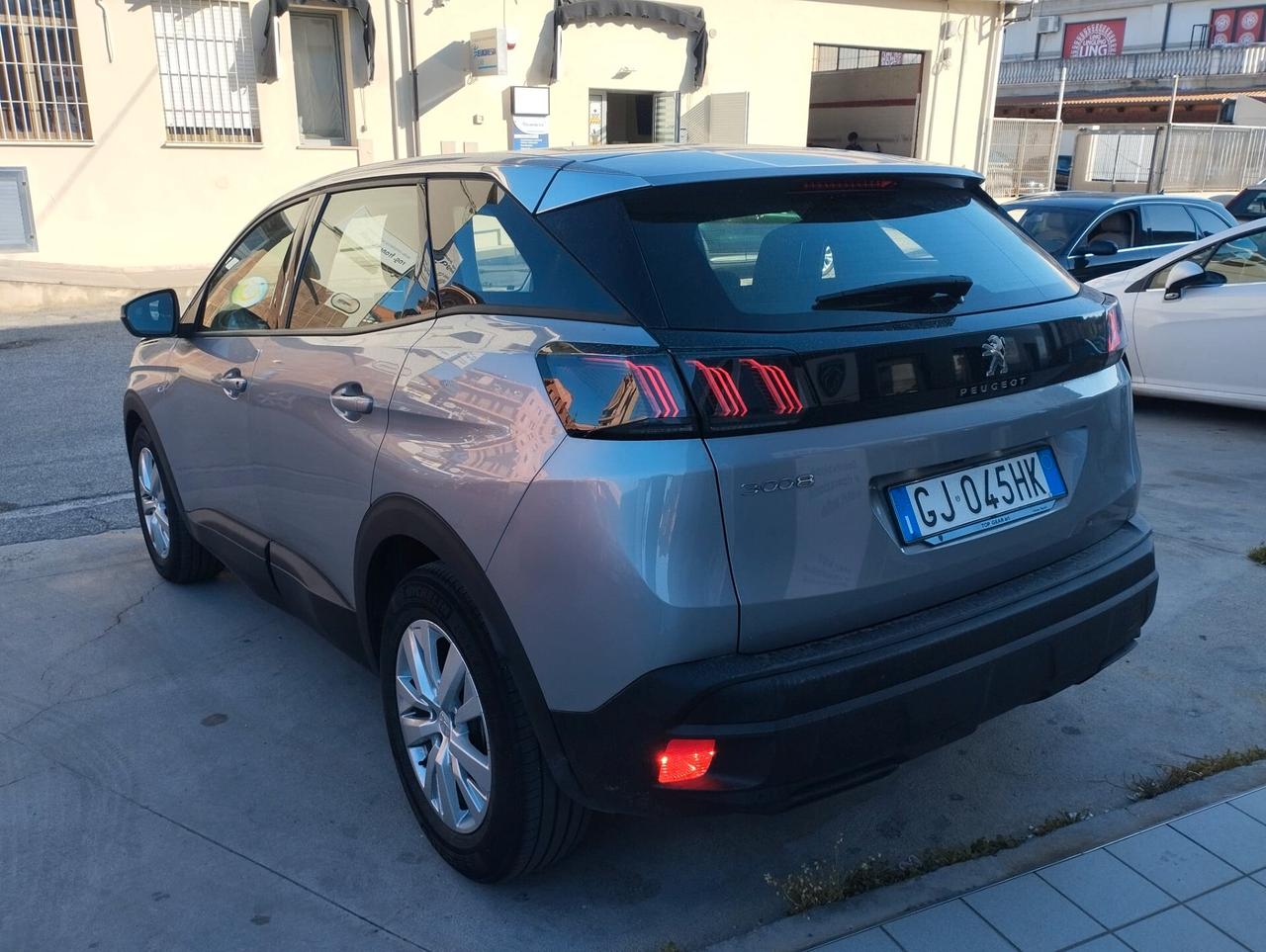 Peugeot 3008 BlueHDi 130 S&S Active Pack