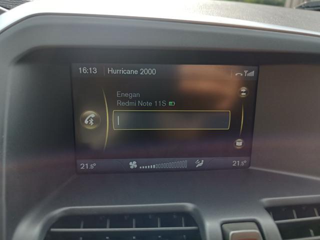 VOLVO XC60 DRIVe kINETIC 163 cv