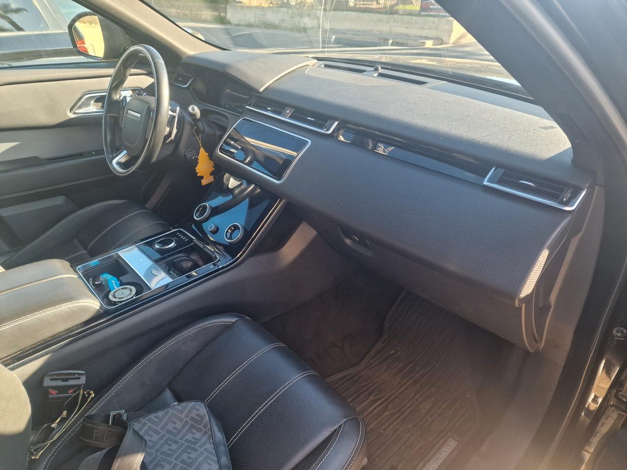 Land Rover Range Velar 3.0D V6 300 CV R-Dynamic HSE