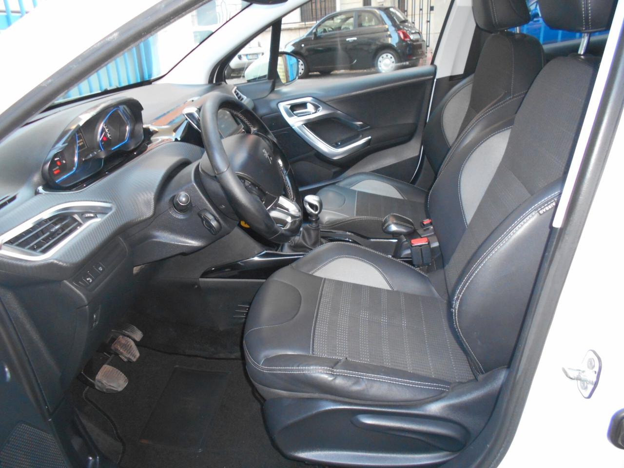 Peugeot 2008 BlueHDi 120 S&S Allure