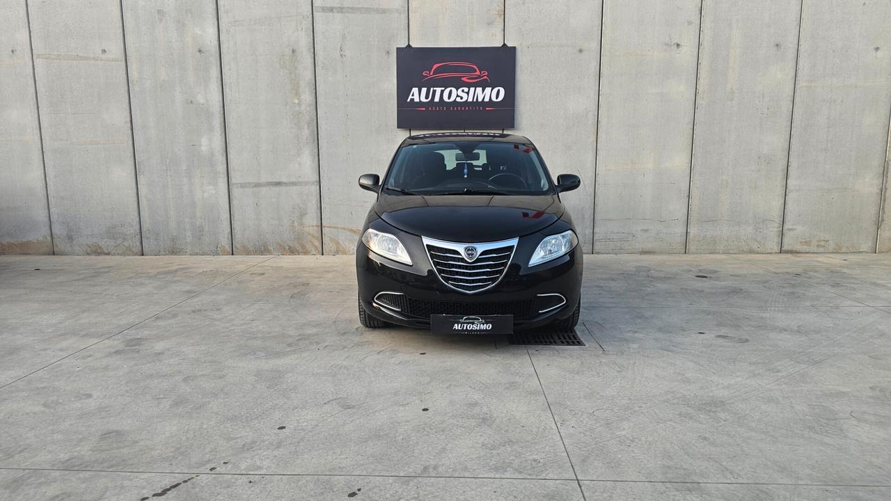Lancia Ypsilon 0.9 TwinAir 85 CV 5 porte S&S DFN Platinum
