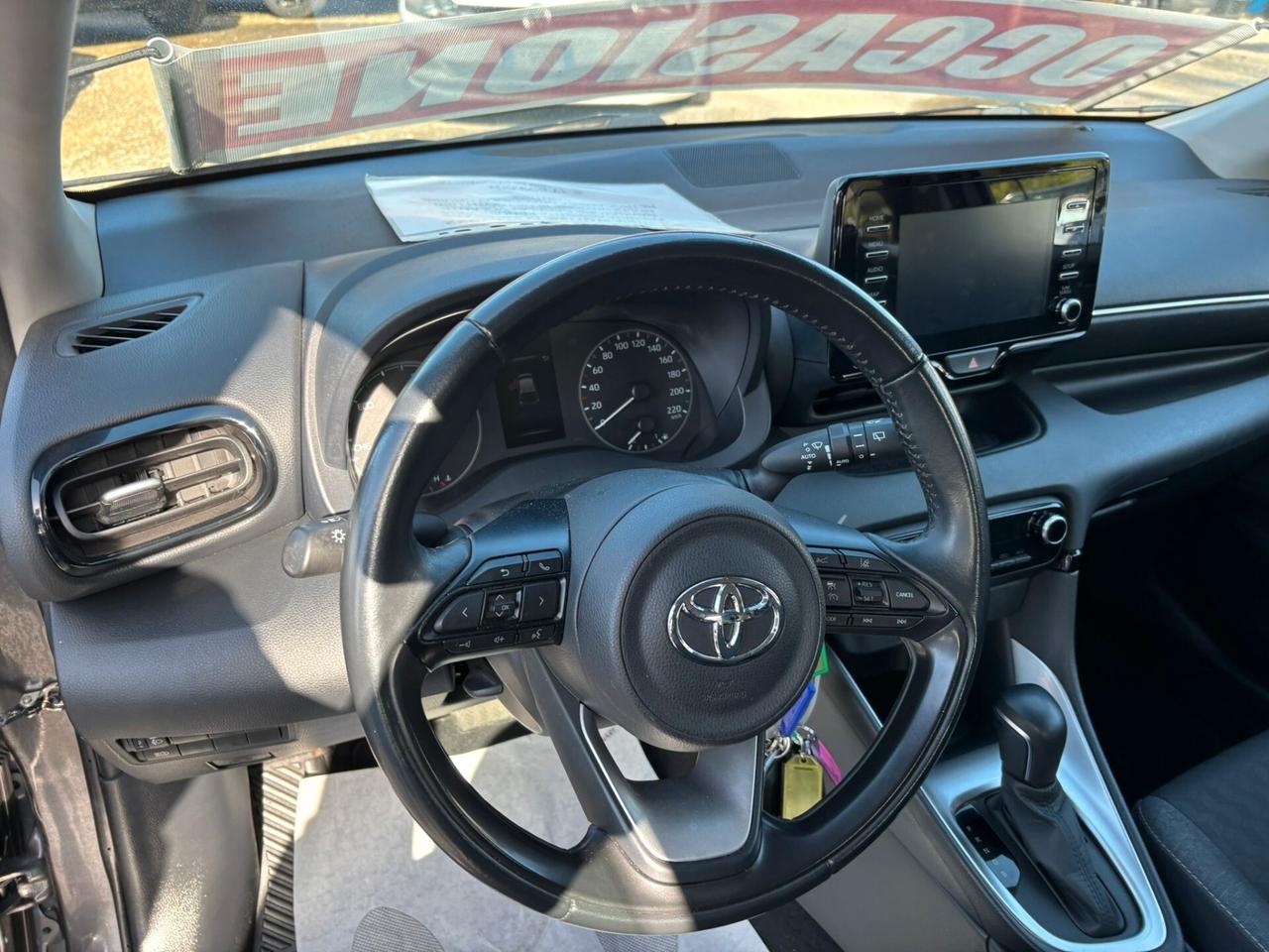 Toyota Yaris 1.5 Hybrid 5 porte Business