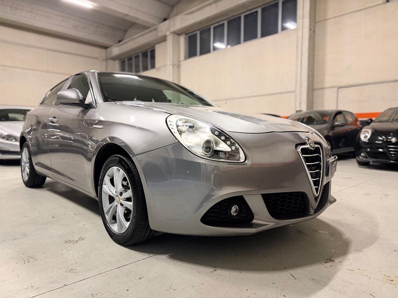 Alfa Romeo Giulietta 1.6 JTDm-2 105 CV Distinctive NEOPATENTATI