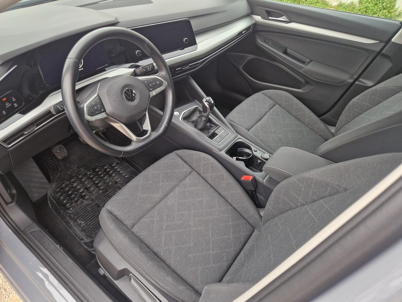 Volkswagen Golf 8 2.0 Tdi 85 Kw 115 Cv - 2020