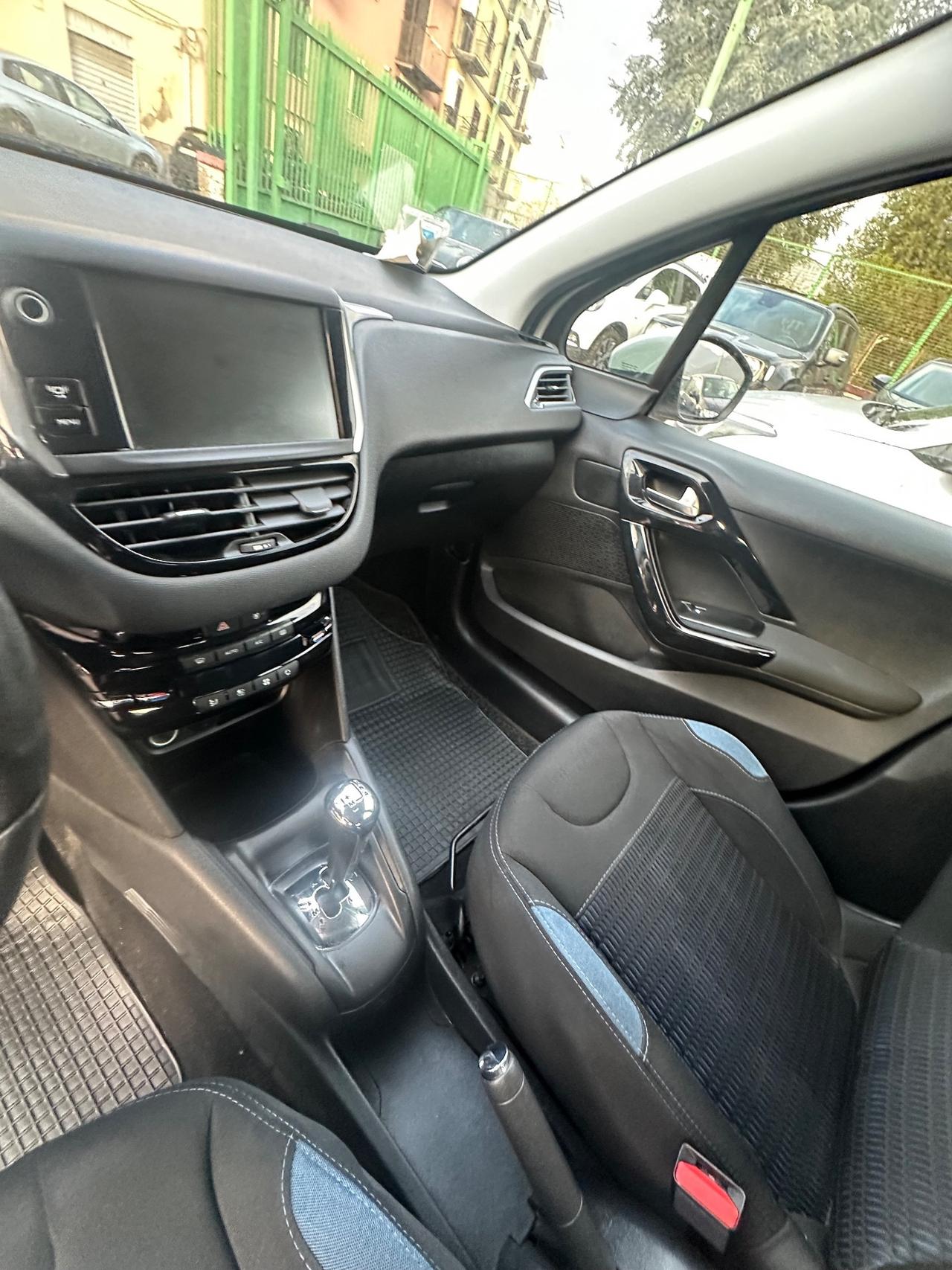 Peugeot 208 1.2 e-VTi 82 CV Stop&Start ETG5 5 porte Allure