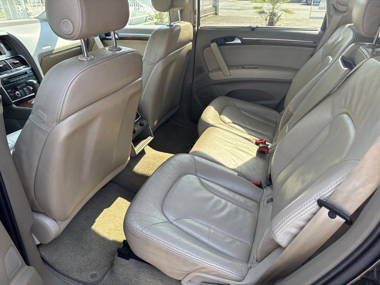 Audi Q7 3.0 V6 TDI 233CV QUATTRO 7 POSTI