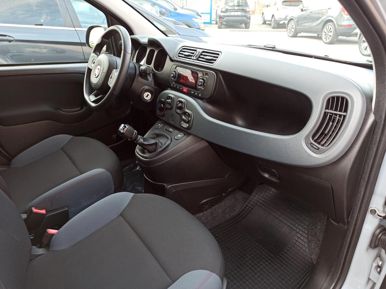 Fiat Panda 1.2 69 cv S&S Connected by Wind
