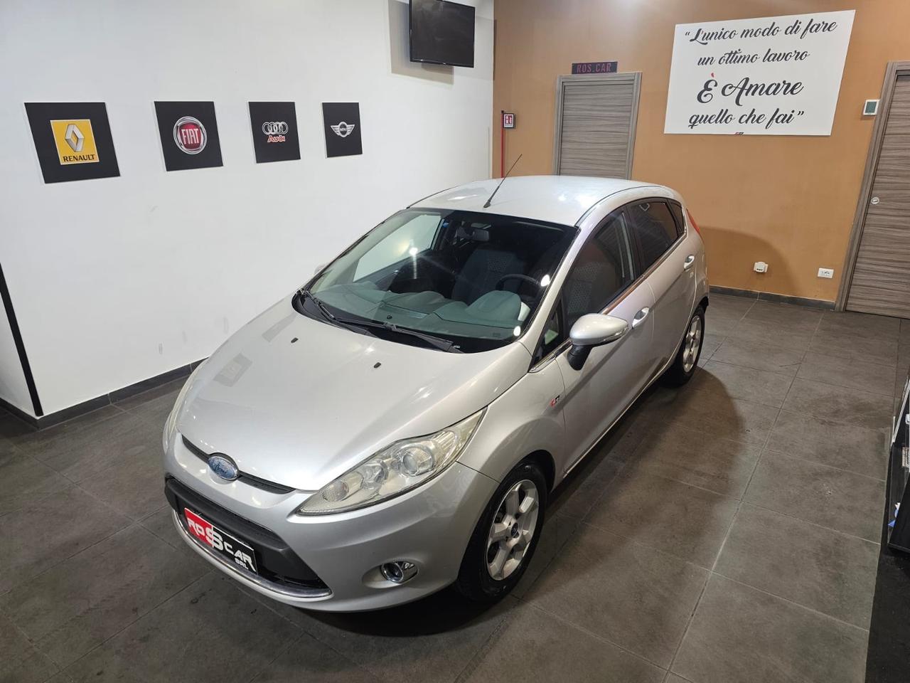 Ford Fiesta 1.4 GPL 5 porte - Titanium