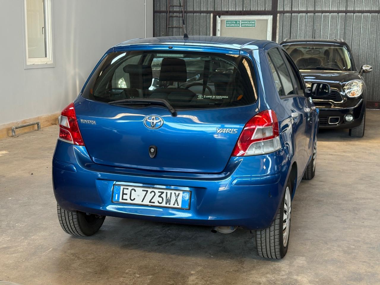 Toyota Yaris 1.0 5 porte Sol