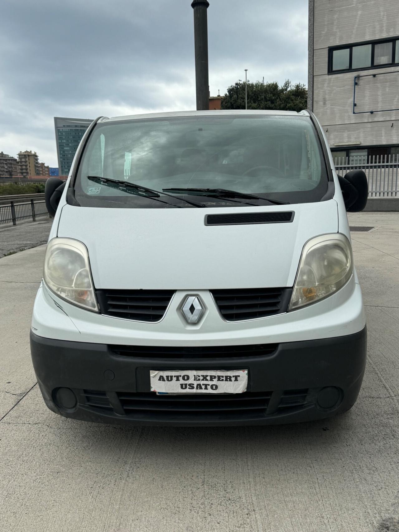 Renault Trafic 2.0 dCi 115CV 6POSTI 2012