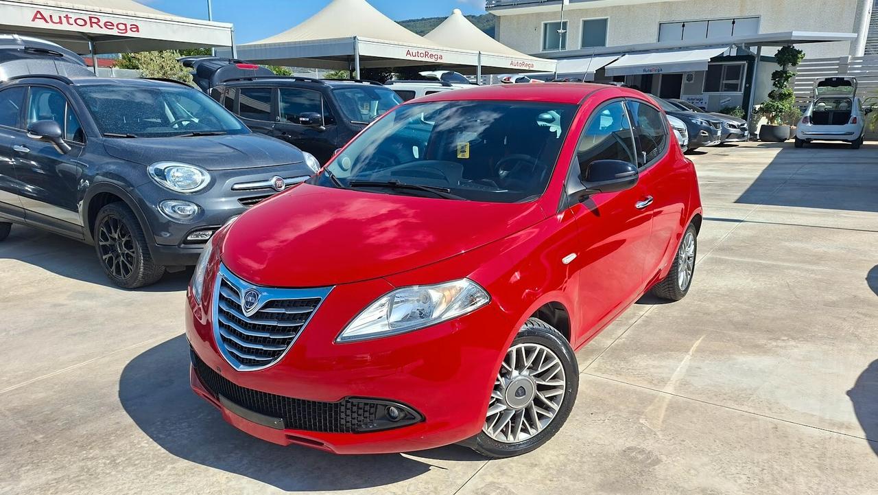 Lancia Ypsilon 1.2 69 CV 5 porte S&S 2012