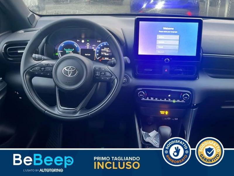 Toyota Yaris 1.5H 130 LOUNGE