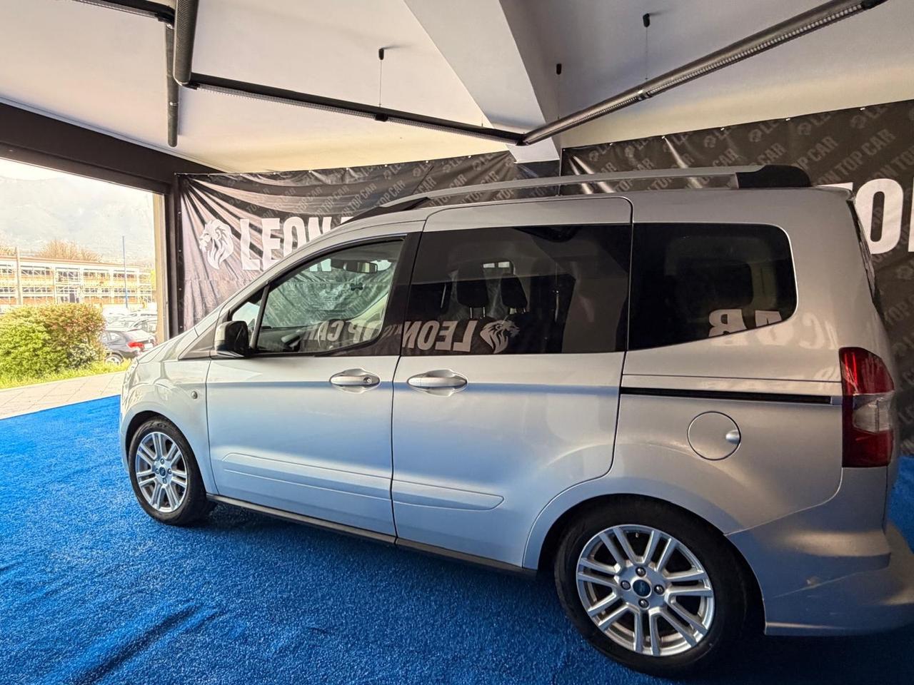 Ford Tourneo Courier 1.5 TDCI 95 CV Titanium