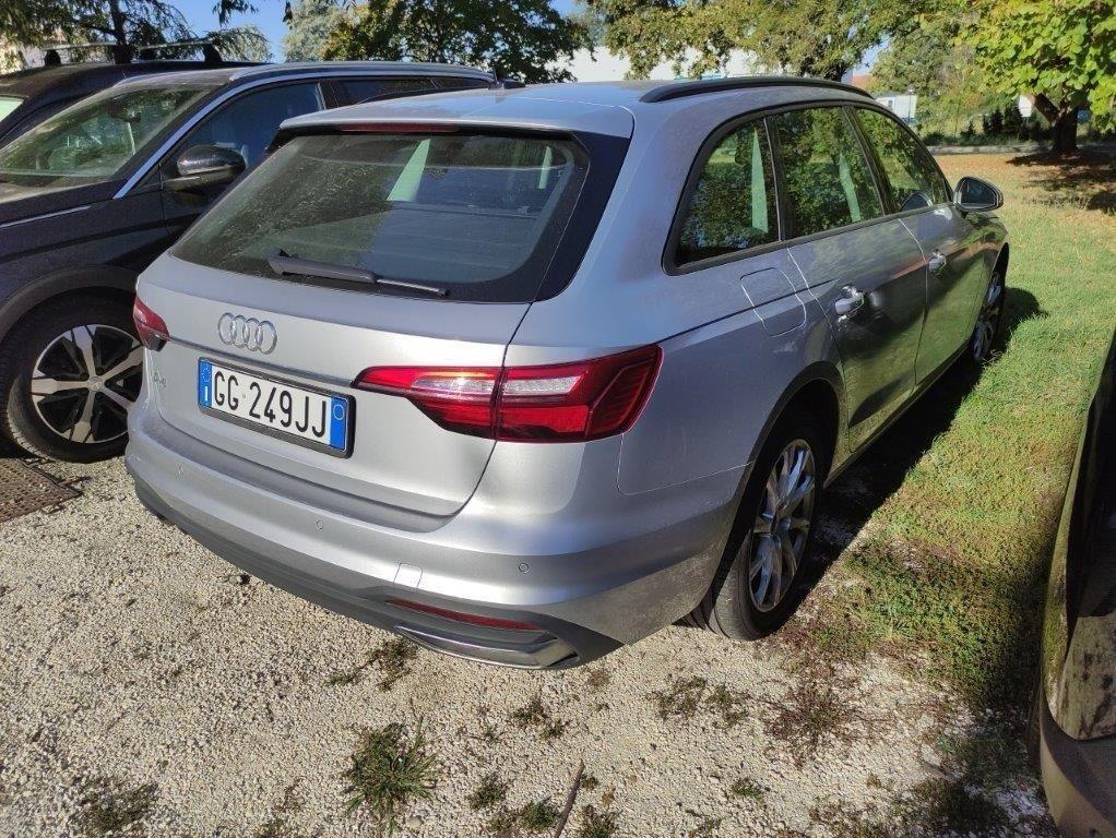Audi A4 Avant 35 TDI/163 CV S tronic Business Advanced