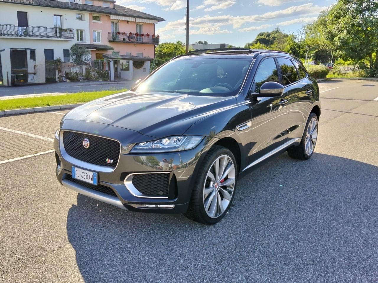 Jaguar F-Pace S 3.0 D V6 300 CV AWD Automatic*Navi*Alcantara