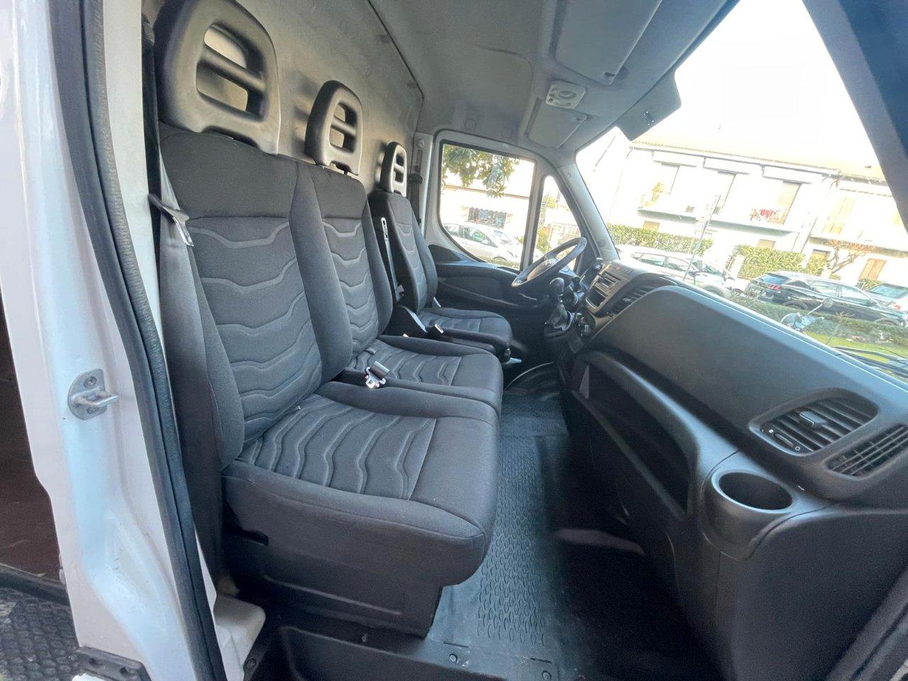 IVECO Daily 35 S15/2.3 V passo lungo tetto alto