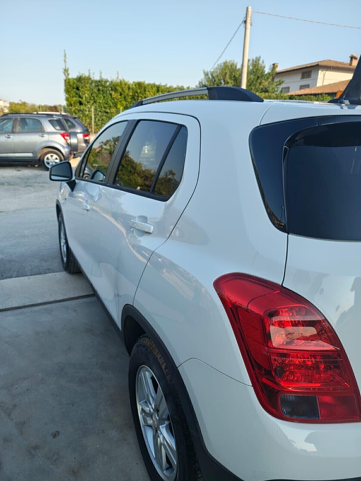 Chevrolet Trax 1.6 FWD LS unico proprietario pari al nuovo