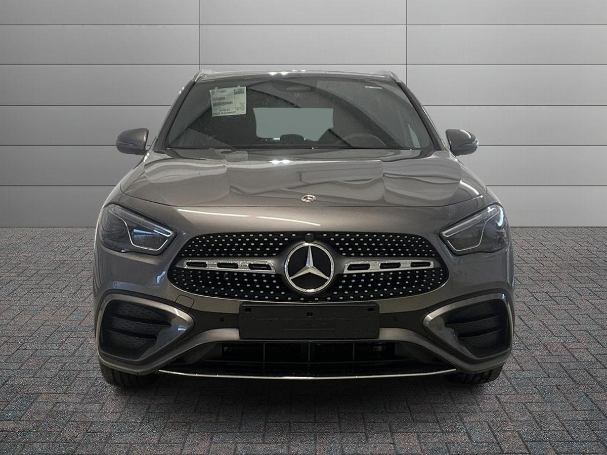 Mercedes-Benz GLA 200 d automatic