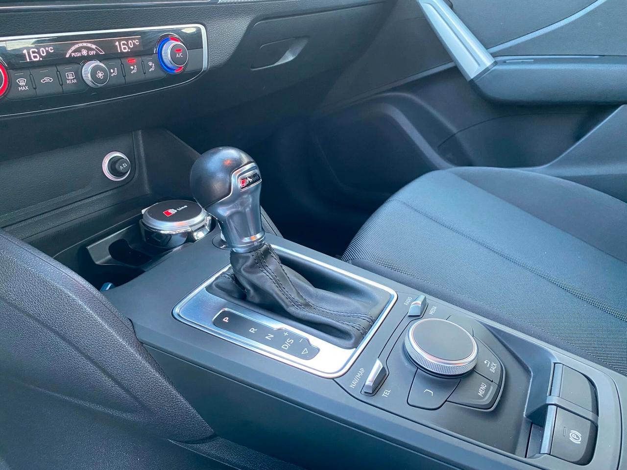 Audi Q2 30 TDI S tronic Business Design