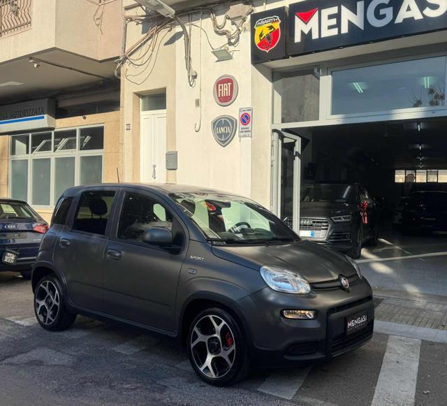 FIAT Panda 1.0 FireFly S&S Hybrid Sport