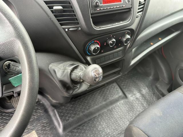 IVECO Daily 35S12 2.3 HPT PL CABINATO