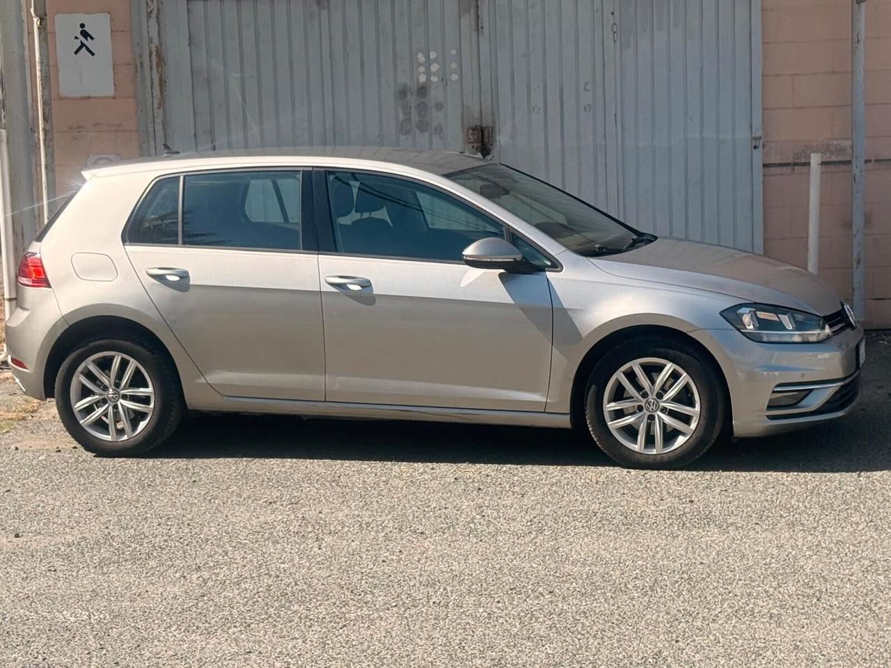 Volkswagen Golf Variant 1.6 TDI 115 CV DSG Business BlueMotion Tech.