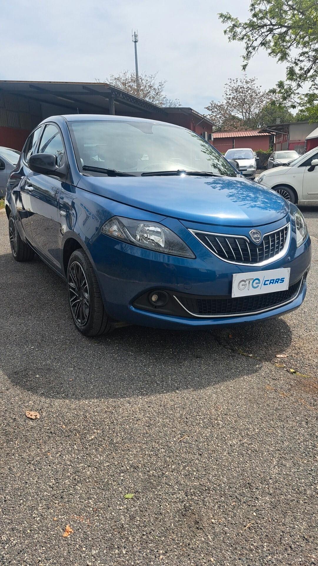 Lancia Ypsilon 1.0 FireFly 5 porte S&S Hybrid Ecochic Gold