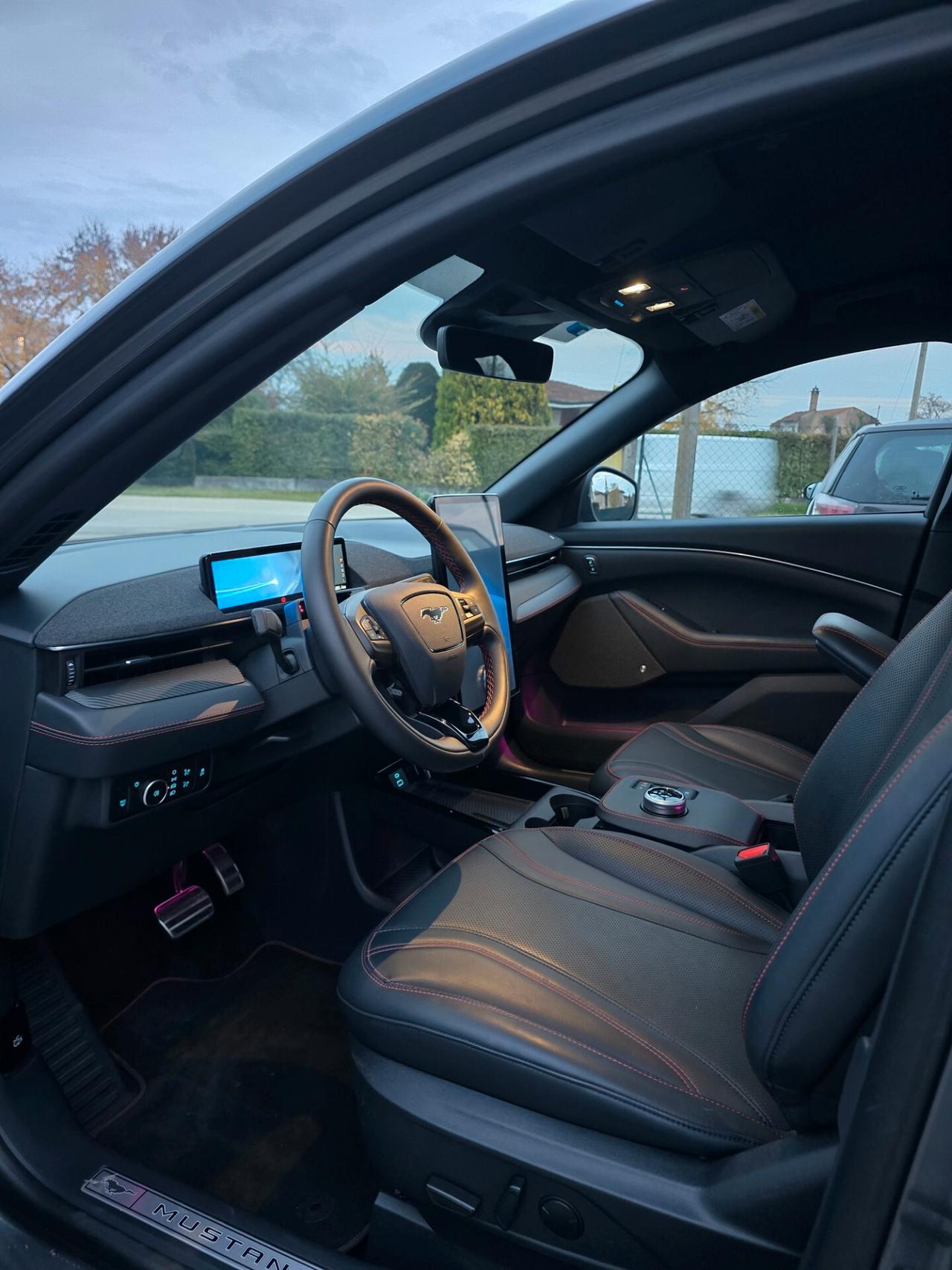 Ford Mustang AWD RANGE EXTENDED