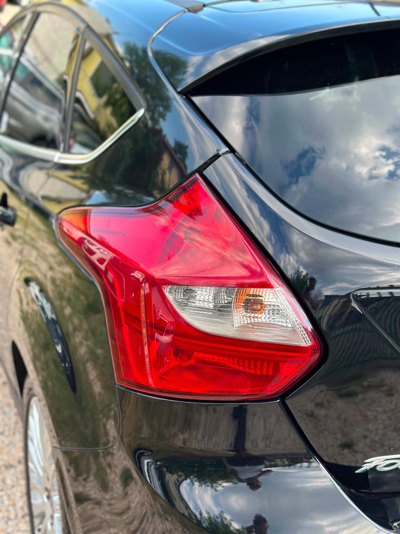 Ford FOCUS 1.6 TDCi 115 CV TITANIUM KMCERT GARANZ