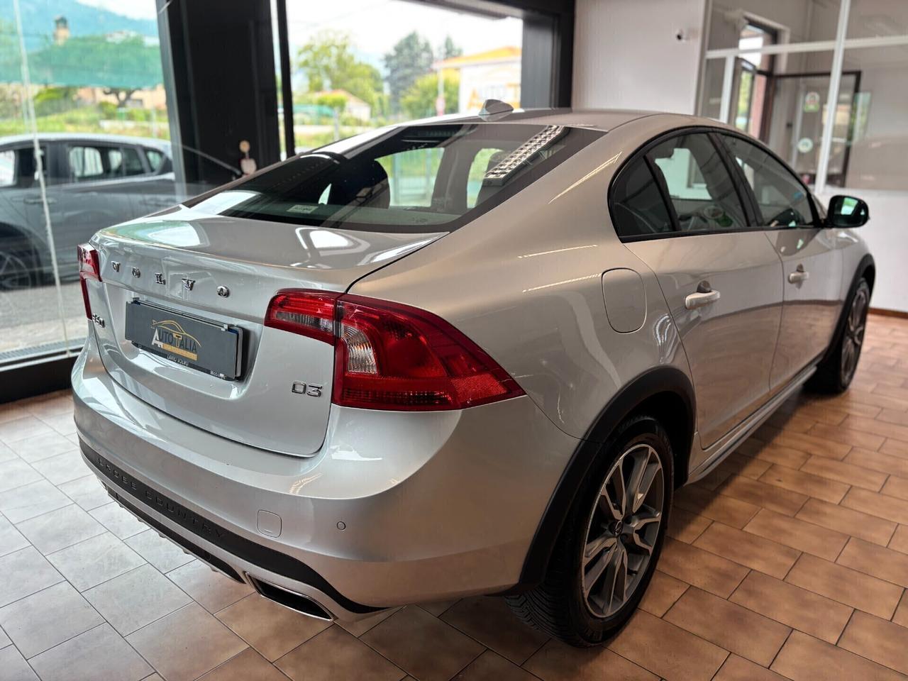 Volvo S60 Cross Country 2.0 d3 geartronic*TAGLIANDI CERTIFICATI VOLVO*