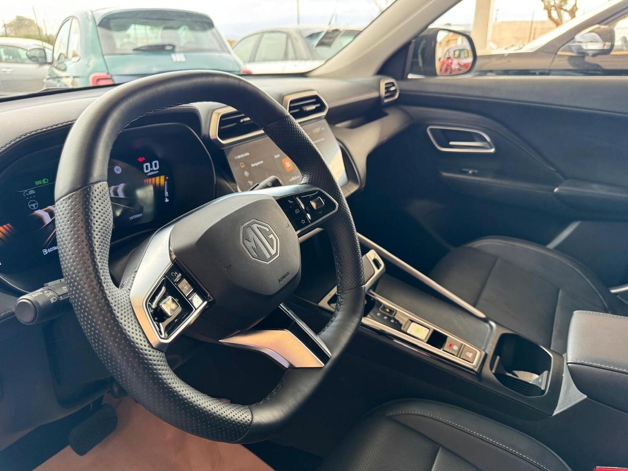 Mg ZS Hybrid+ Luxury - 2025