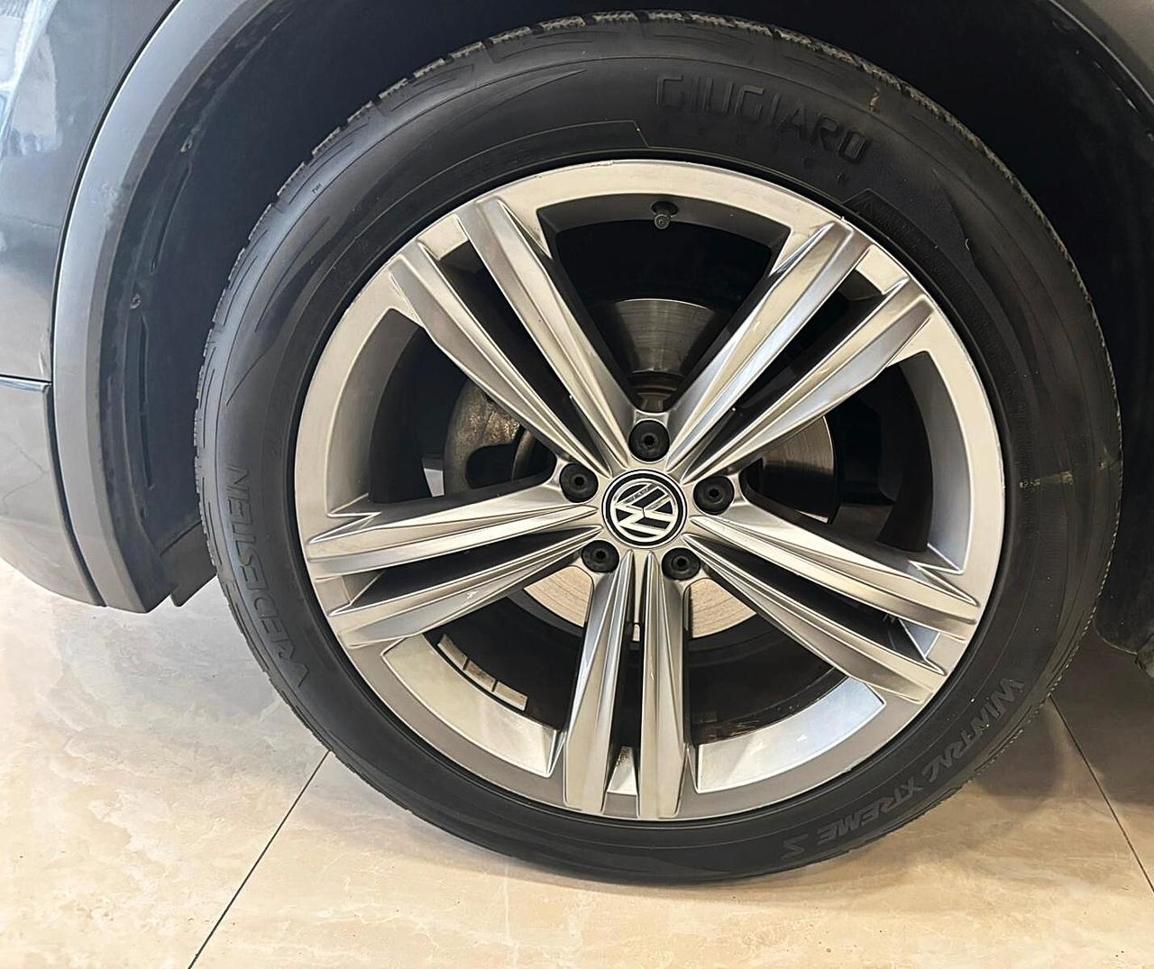 Volkswagen Tiguan 1.6 TDI R-Line