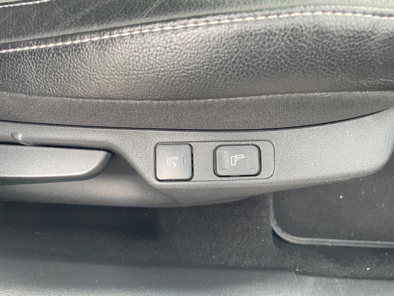 Citroen C4 1.6 e-HDi 115 airdream*Neopatentati**Navi*Sedili riscaldatati*