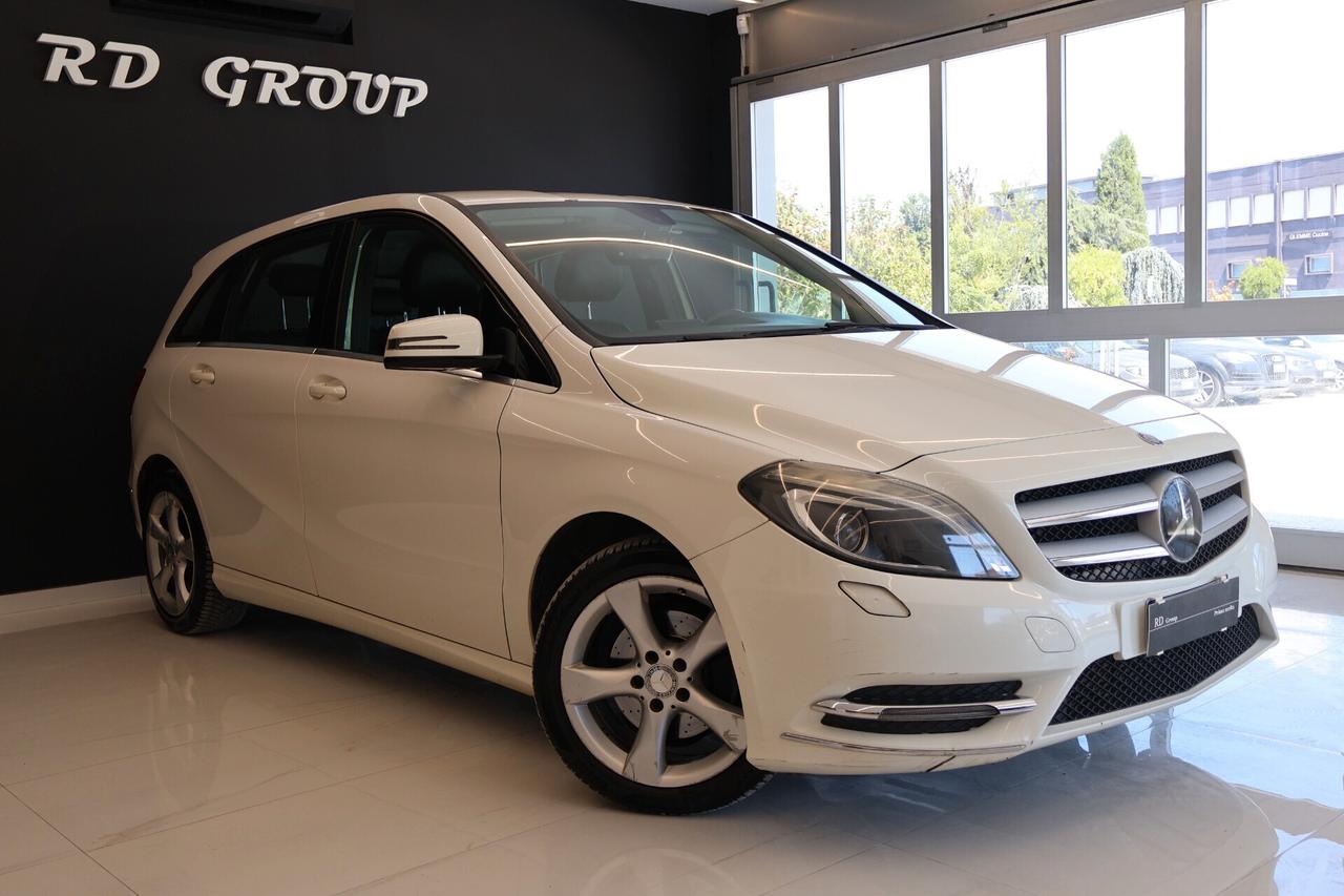 Mercedes-benz B 180 d Premium