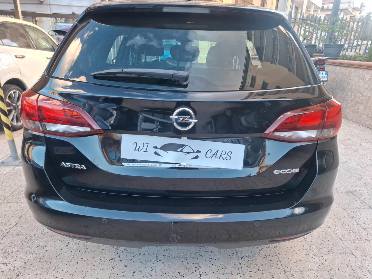Opel Astra Sports Tourer - 1.6 CDTI Online Edition|