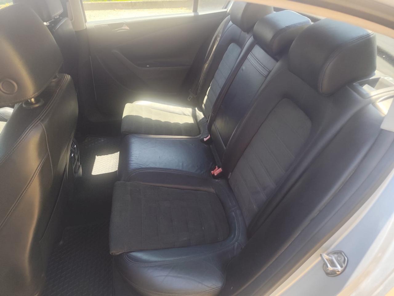 Volkswagen Passat 2.0 TDI cat Var. Highline DPF