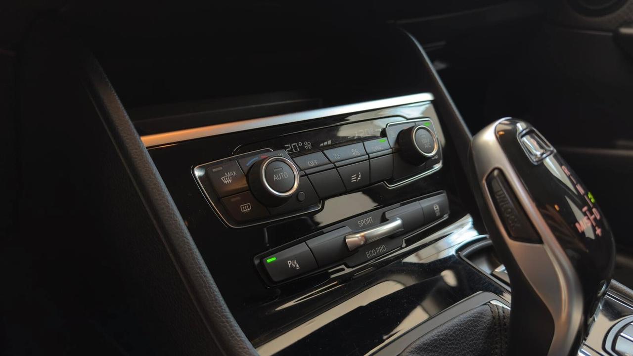 Bmw 2er Active Tourer 220d Advantage aut.