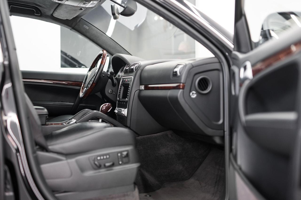 Porsche Cayenne 4.5 cat Turbo ASI