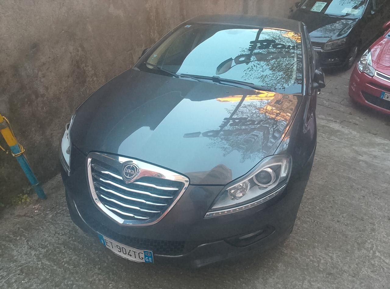 Lancia Delta 1.6 MJT DPF 105 CV Gold