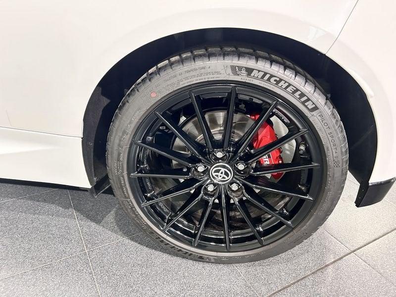 Toyota Yaris GR Yaris 1.6 Circuit dat-8