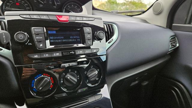 LANCIA Ypsilon 1.0 FIREFLY HYBRID ORO PROMO CVT AZ.LE GARANZIA