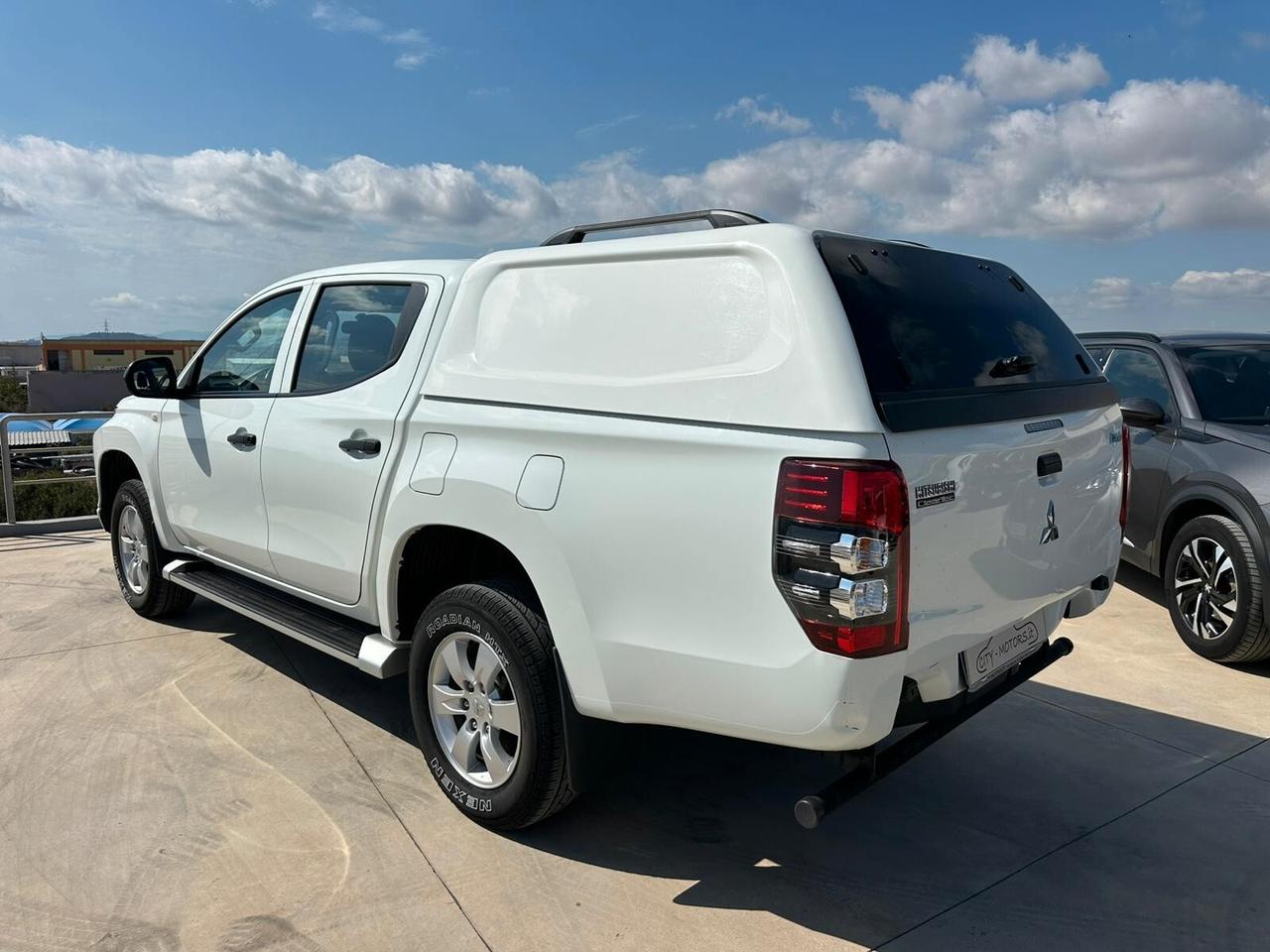 Mitsubishi L200 2.3 D Double Cab 4x4 Easy Select Invite