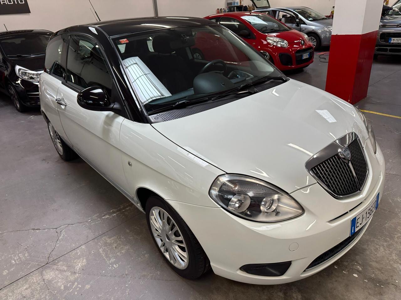 Lancia Ypsilon 1.2 69 CV Platinum